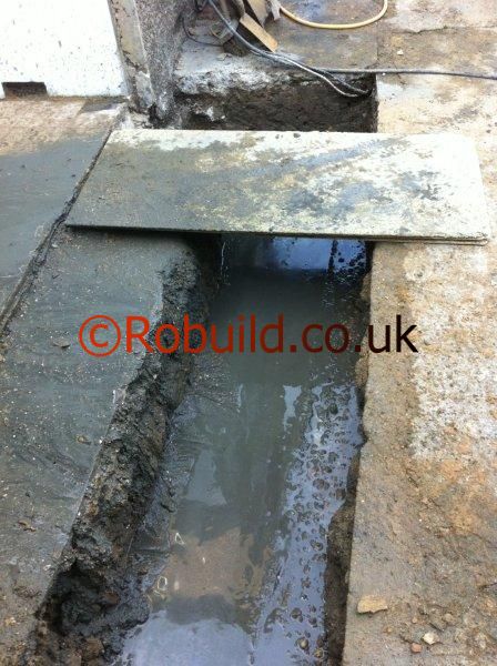 wet concrete trench foundation 